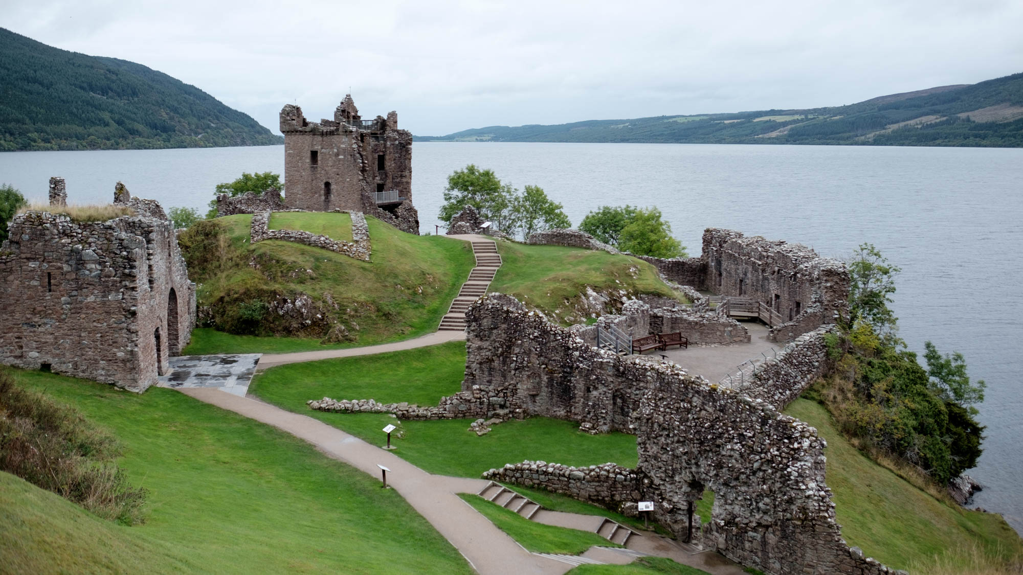 Urquhard Castle am Loch Ness Schottland